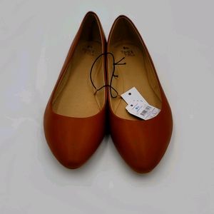 Time & Tru (Tan) Shoes